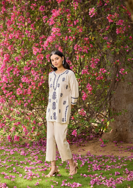 vilo Kurti for women